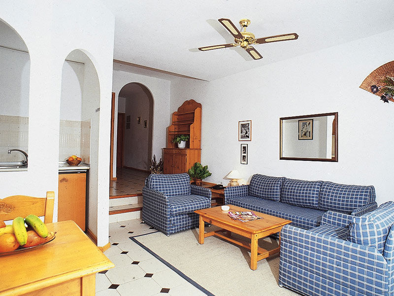 Apartamentos Hg Cristian Sur 로스크리스티아노스 외부 사진
