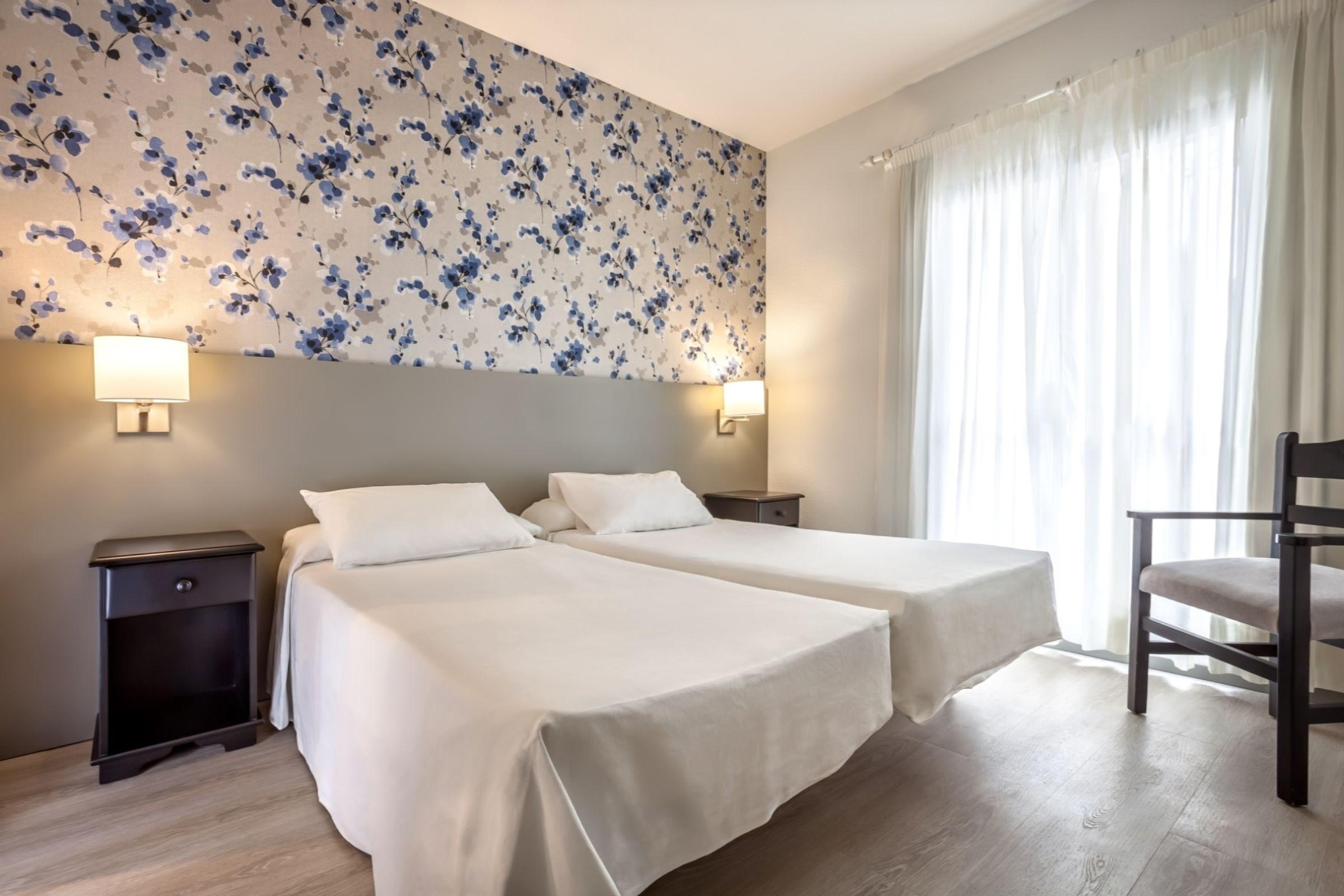 Apartamentos Hg Cristian Sur 로스크리스티아노스 외부 사진