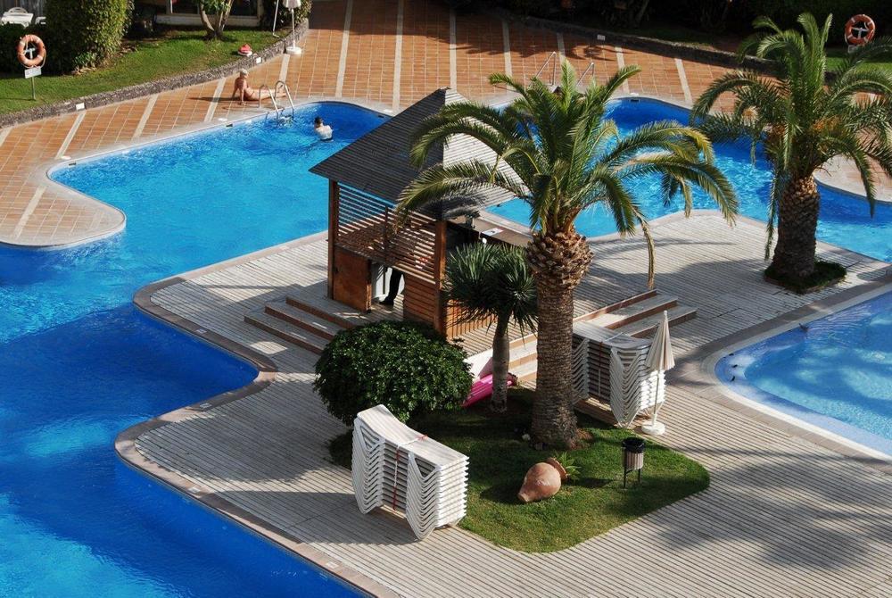 Apartamentos Hg Cristian Sur 로스크리스티아노스 외부 사진