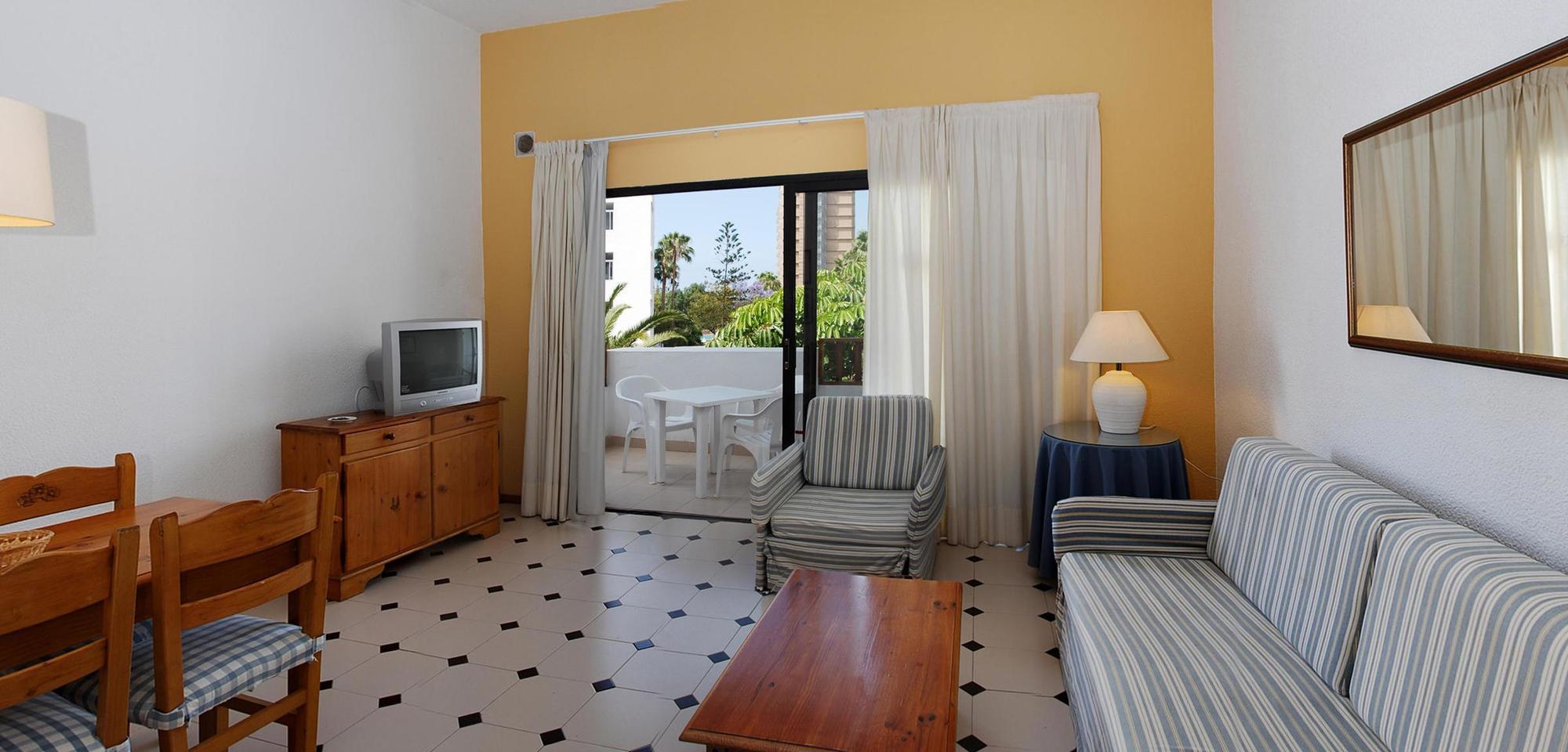 Apartamentos Hg Cristian Sur 로스크리스티아노스 객실 사진