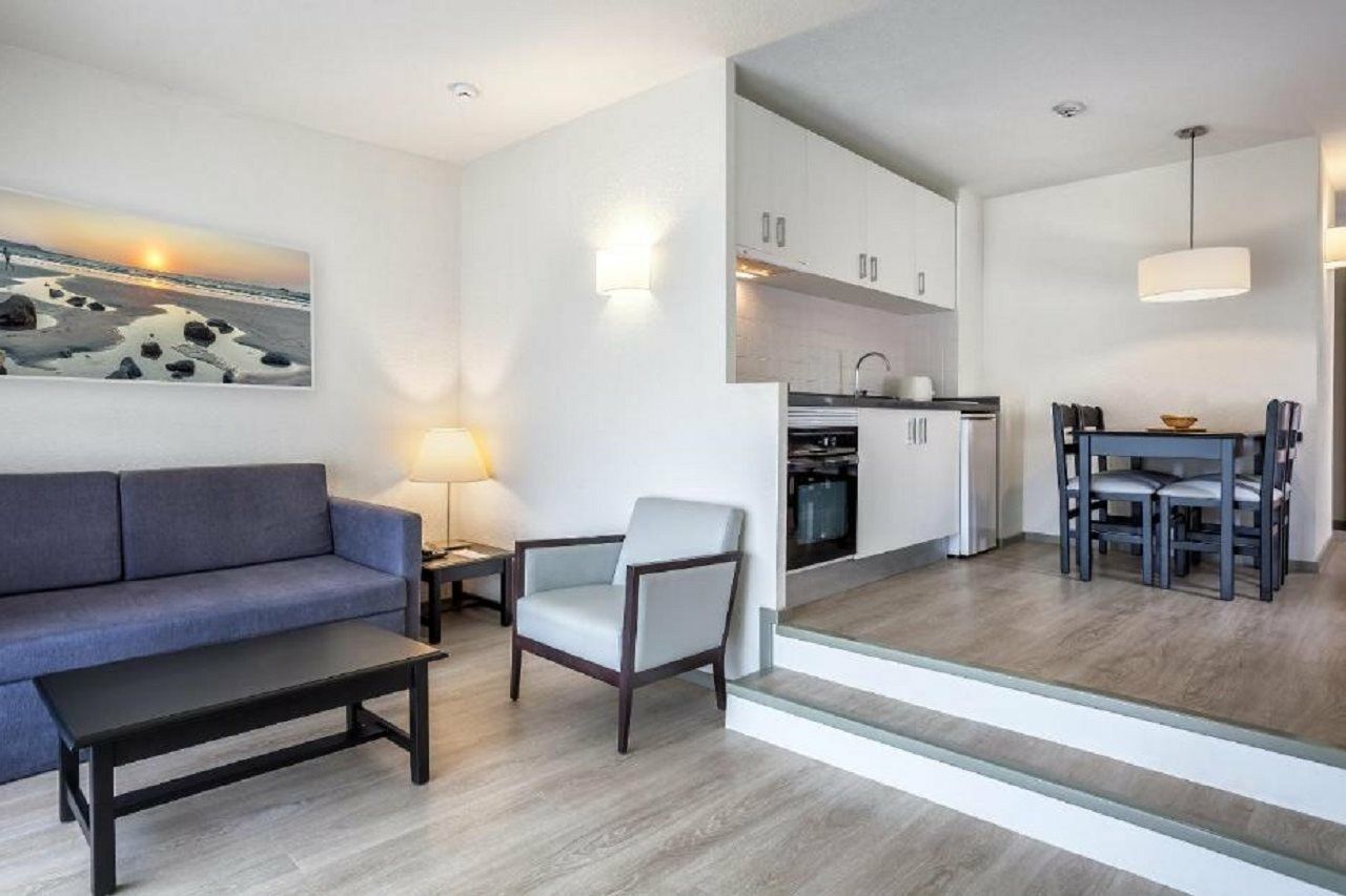 Apartamentos Hg Cristian Sur 로스크리스티아노스 외부 사진